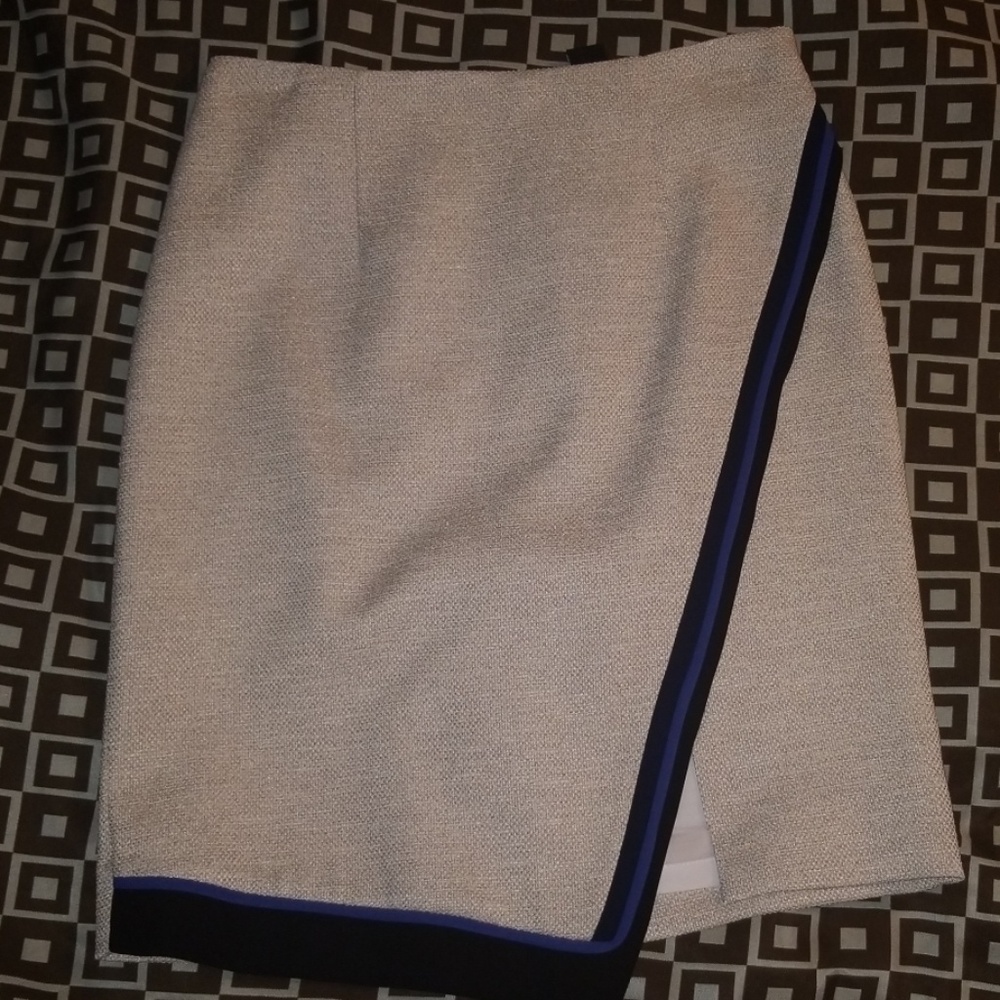 NWT White House Black Market skirt - Picture 4 of 9